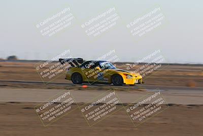 media/Nov-13-2022-GTA Finals Buttonwillow (Sun) [[d9378ae8d1]]/Group 1/Sunset (355pm)/